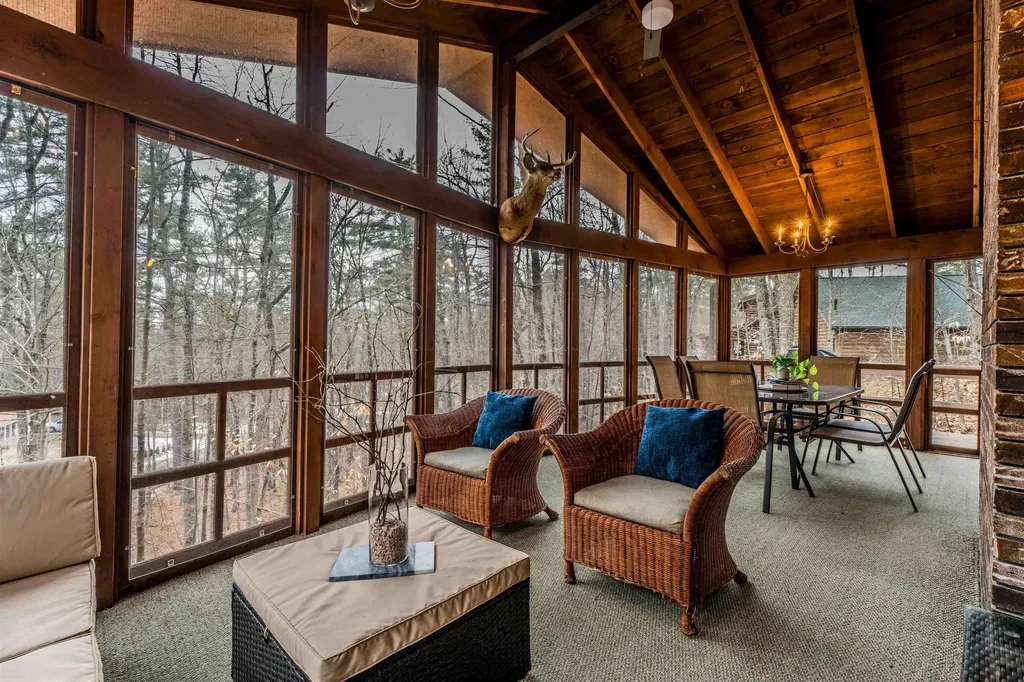 28 Bluffs Boulevard Ossipee NH 03864