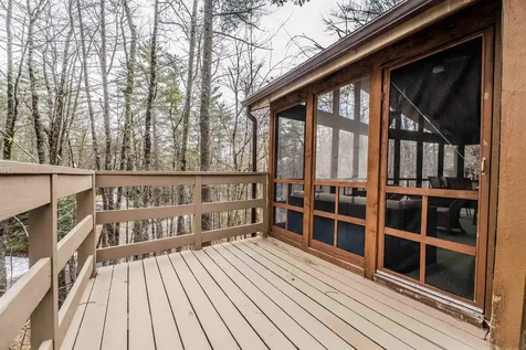 28 Bluffs Boulevard Ossipee NH 03864