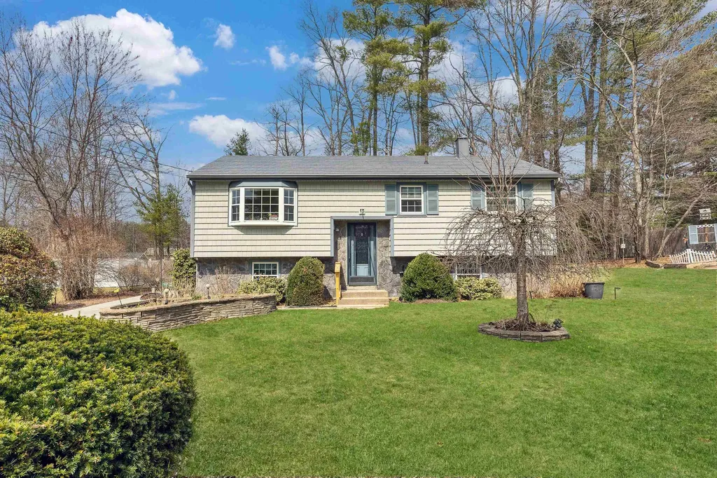 3 Powderhouse Road Merrimack NH 03054