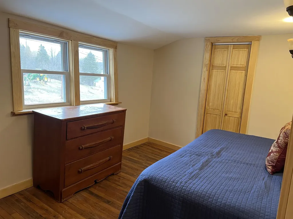 325 The Bend Road Greensboro VT 05841