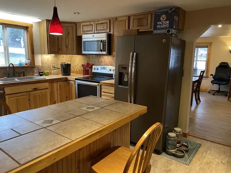 325 The Bend Road Greensboro VT 05841