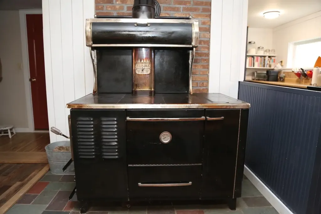 3308 Lower Pleasant Valley Road Cambridge VT 05444