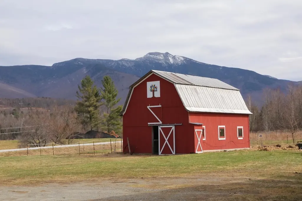 3308 Lower Pleasant Valley Road Cambridge VT 05444