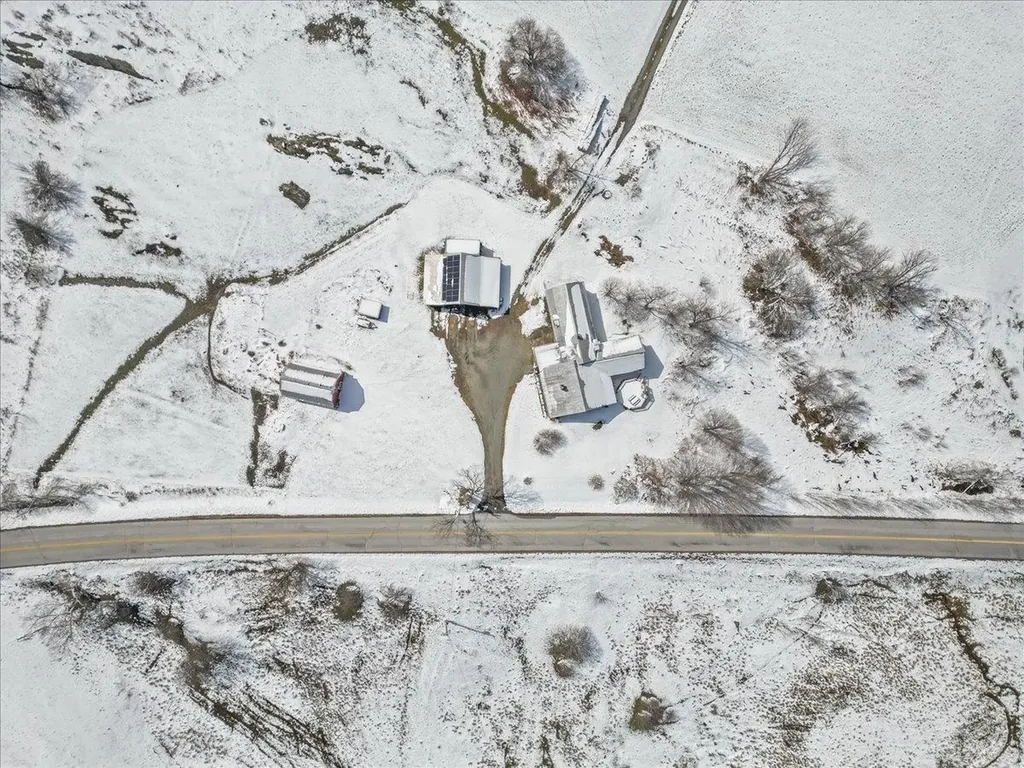 3308 Lower Pleasant Valley Road Cambridge VT 05444