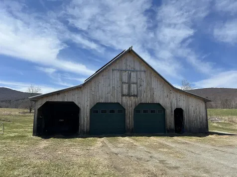 3308 Lower Pleasant Valley Road Cambridge VT 05444
