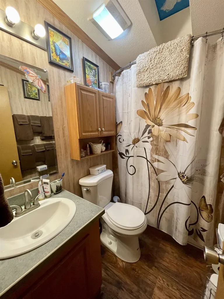 141 Autumn Lane Lyndon VT 05851