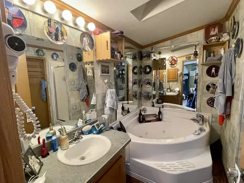 141 Autumn Lane Lyndon VT 05851