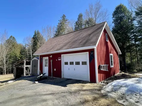 141 Autumn Lane Lyndon VT 05851