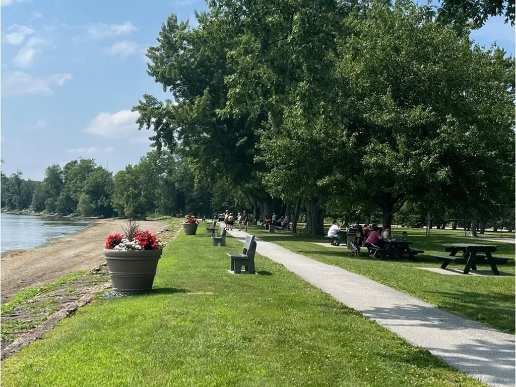 49 Hathaway Inn Drive St. Albans Town VT 05478