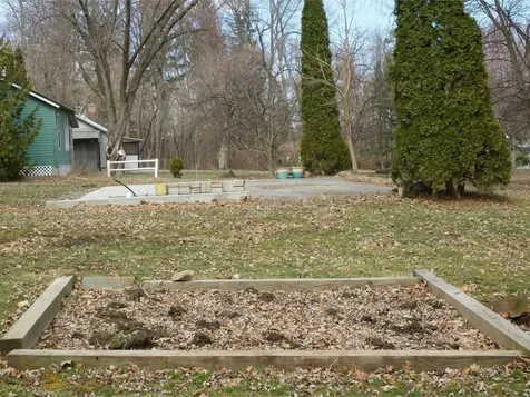 49 Hathaway Inn Drive St. Albans Town VT 05478