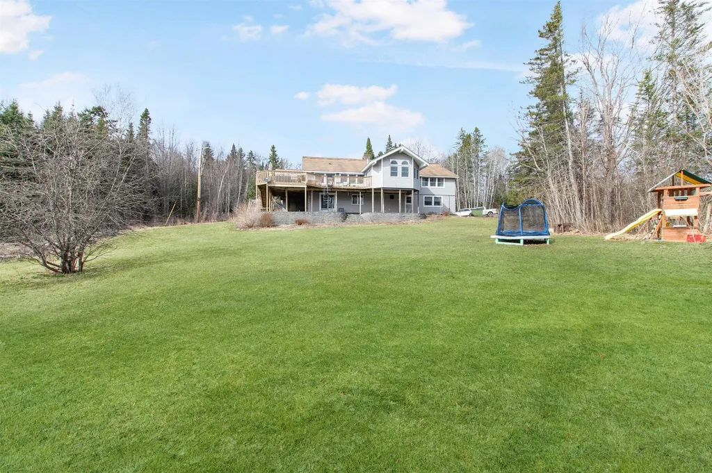 15 Forbes Hill Road Colebrook NH 03576