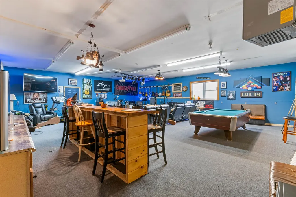 15 Forbes Hill Road Colebrook NH 03576