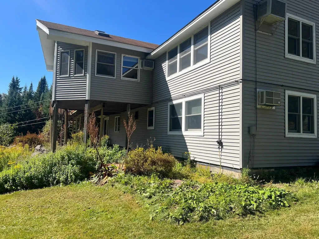 15 Forbes Hill Road Colebrook NH 03576