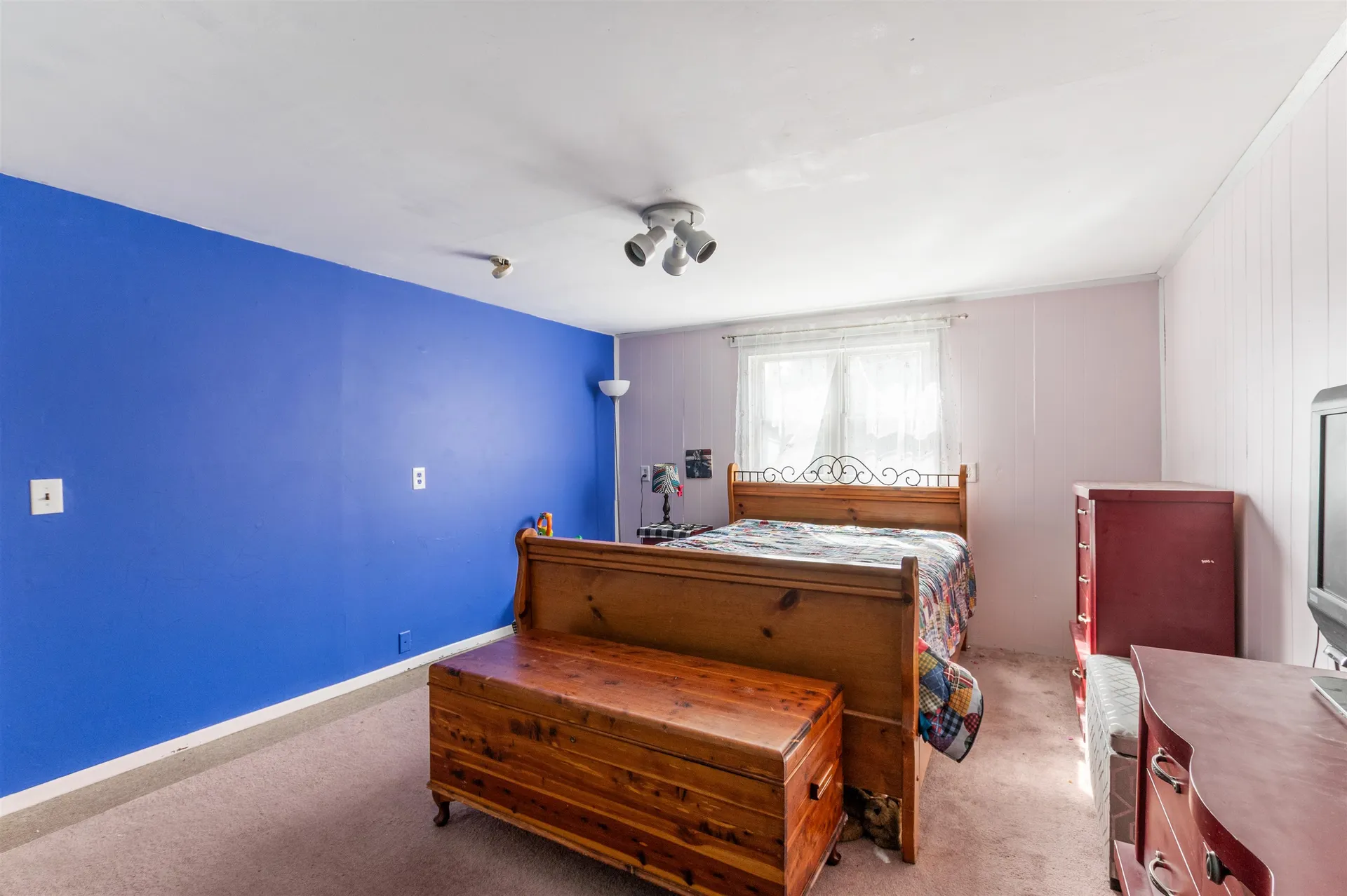 15 Forbes Hill Road Colebrook NH 03576