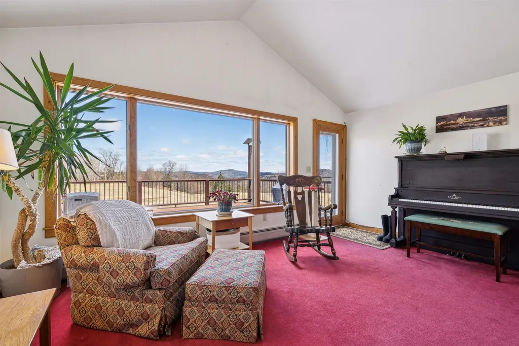 1217 Turkey Hill Road Corinth VT 05039