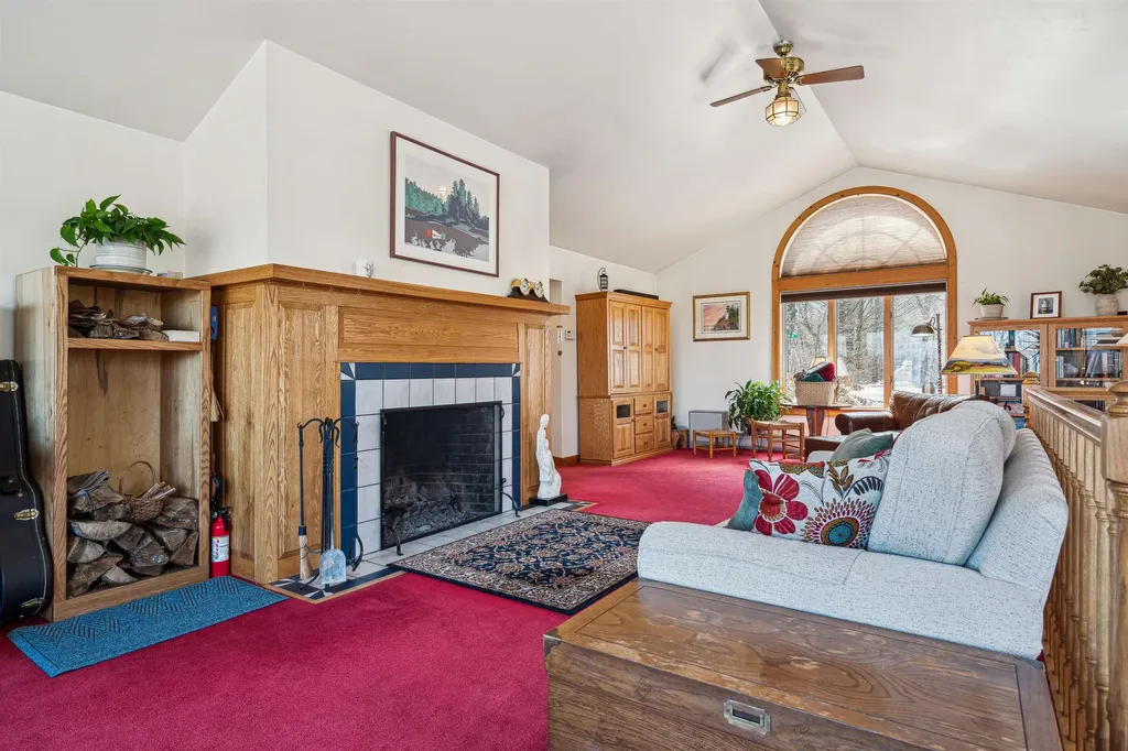 1217 Turkey Hill Road Corinth VT 05039