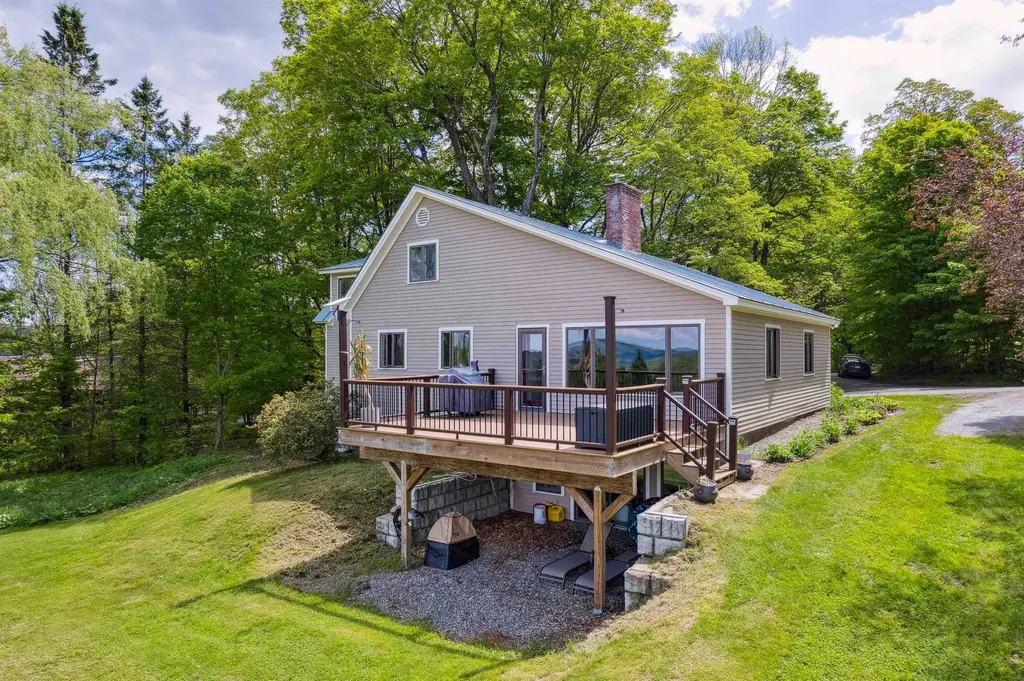 1217 Turkey Hill Road Corinth VT 05039