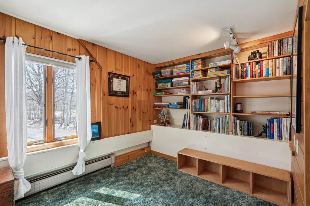 1217 Turkey Hill Road Corinth VT 05039