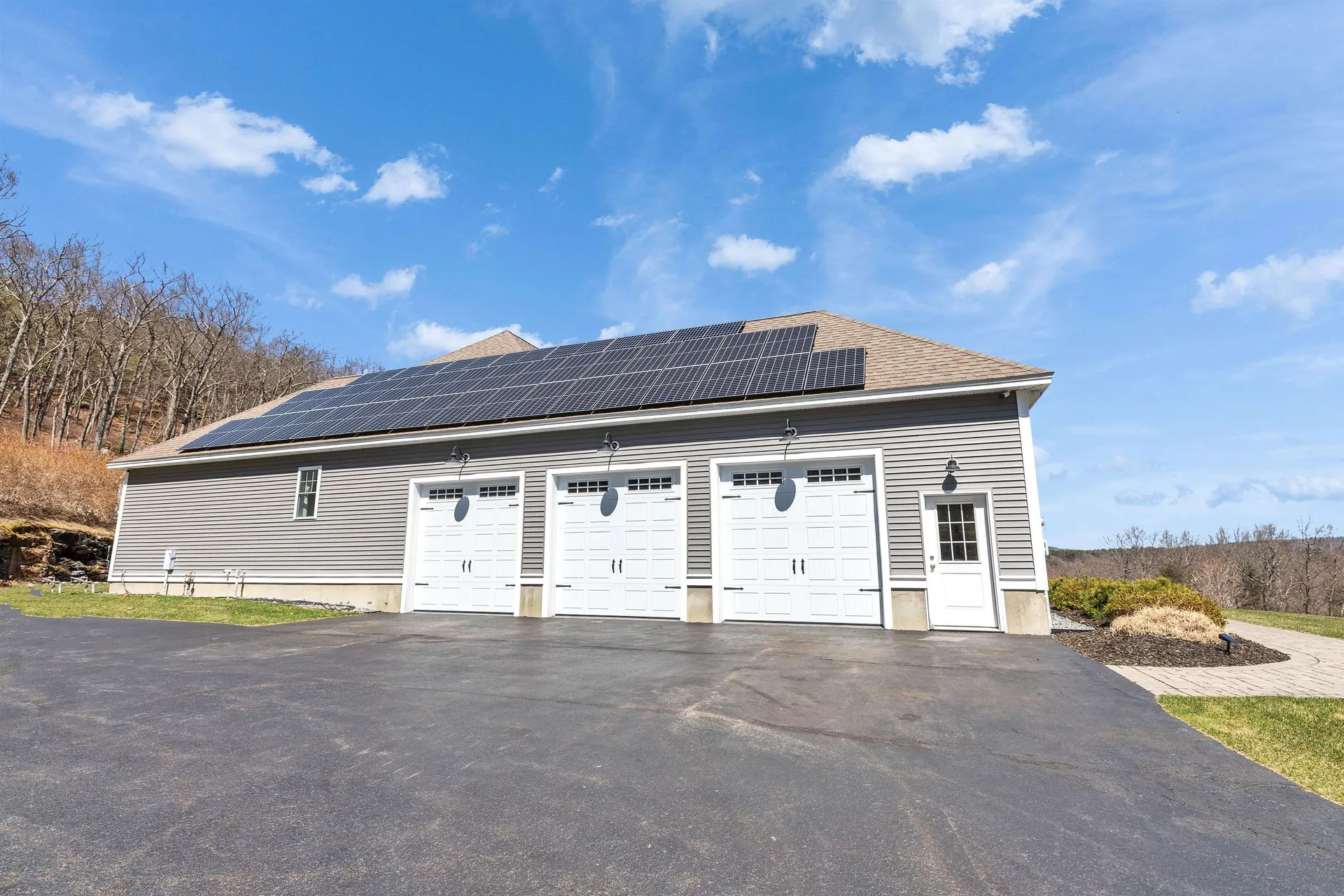 90 Cedar Crest Lane Auburn NH 03032