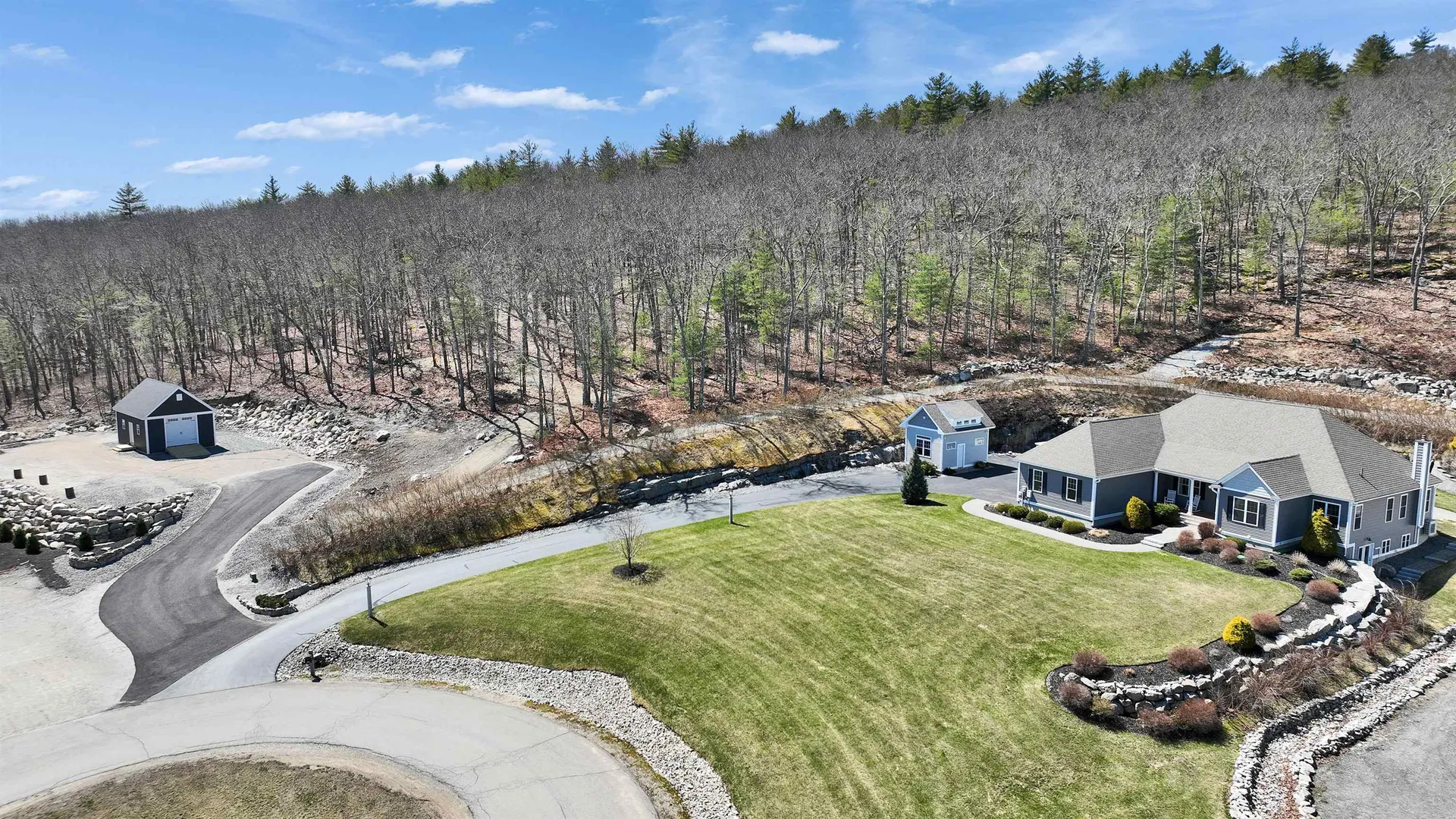 90 Cedar Crest Lane Auburn NH 03032