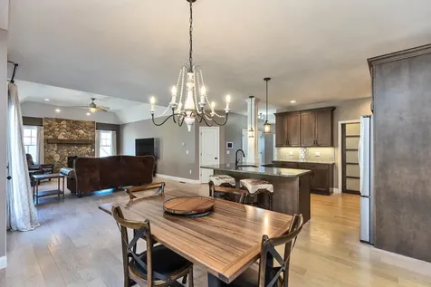 90 Cedar Crest Lane Auburn NH 03032