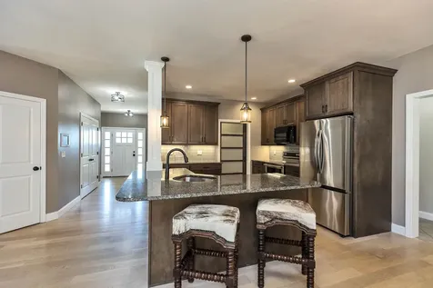 90 Cedar Crest Lane Auburn NH 03032