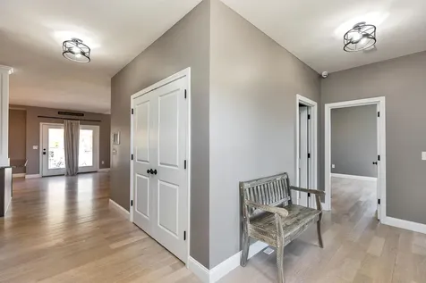 90 Cedar Crest Lane Auburn NH 03032