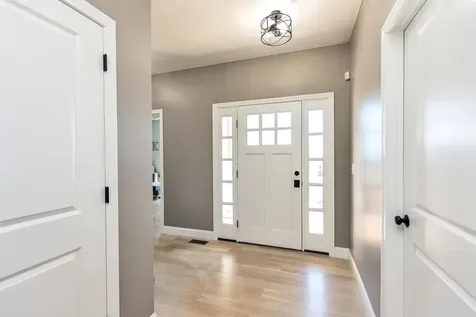 90 Cedar Crest Lane Auburn NH 03032