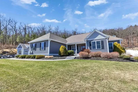 90 Cedar Crest Lane Auburn NH 03032
