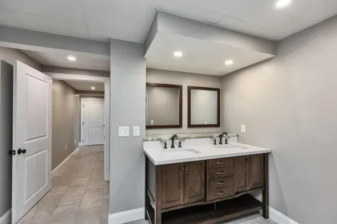 90 Cedar Crest Lane Auburn NH 03032