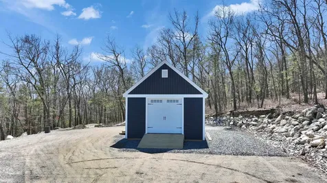 90 Cedar Crest Lane Auburn NH 03032