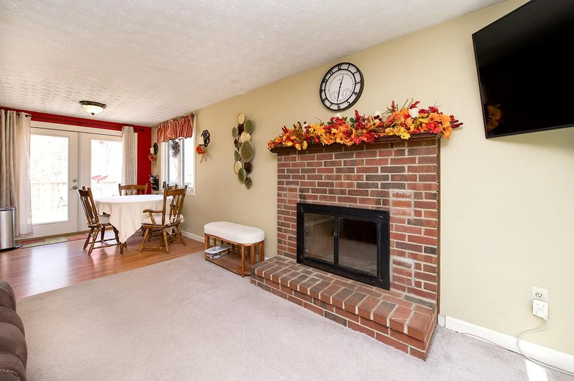 5 Phillipswood Road Sandown NH 03873