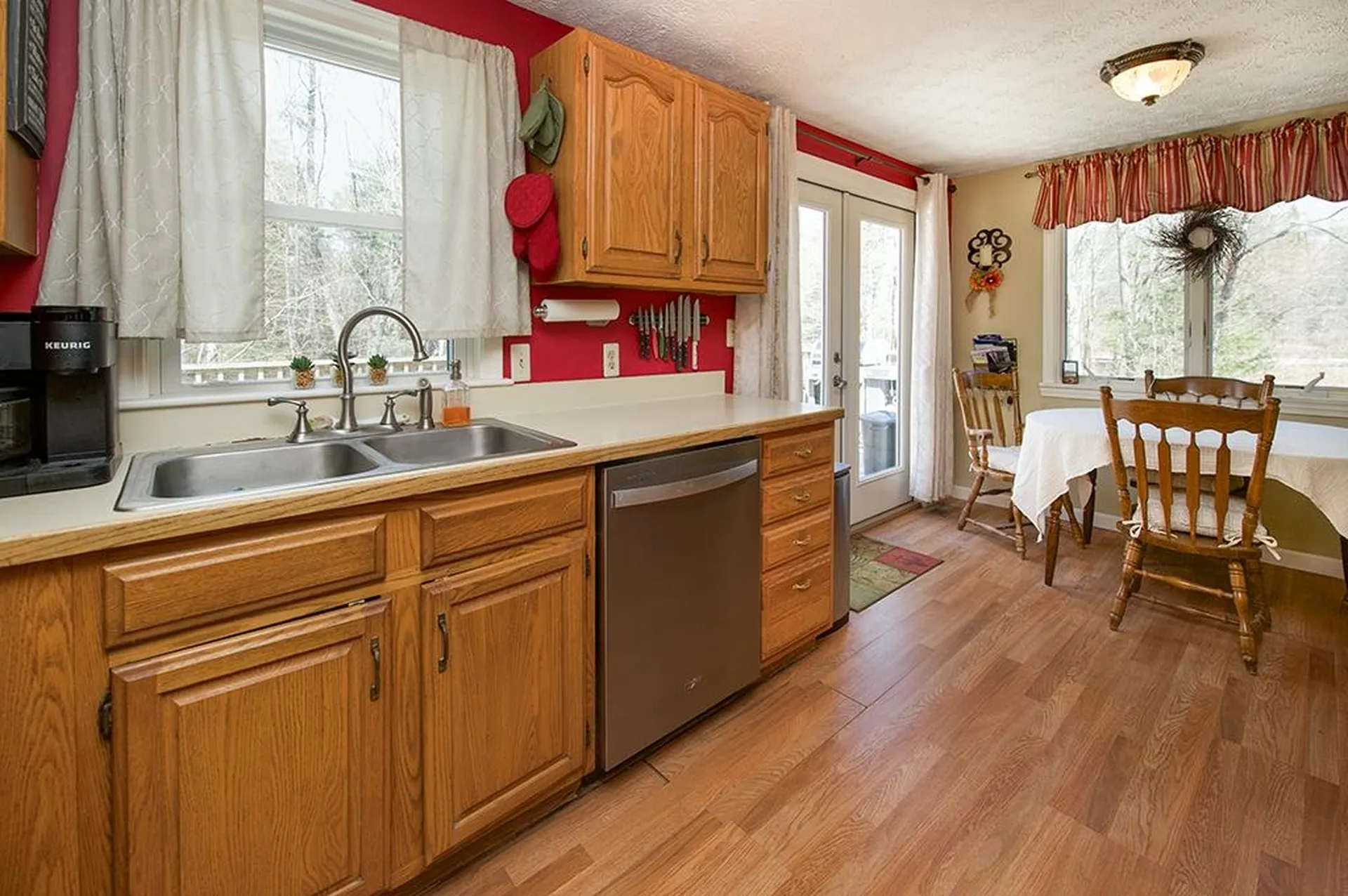 5 Phillipswood Road Sandown NH 03873