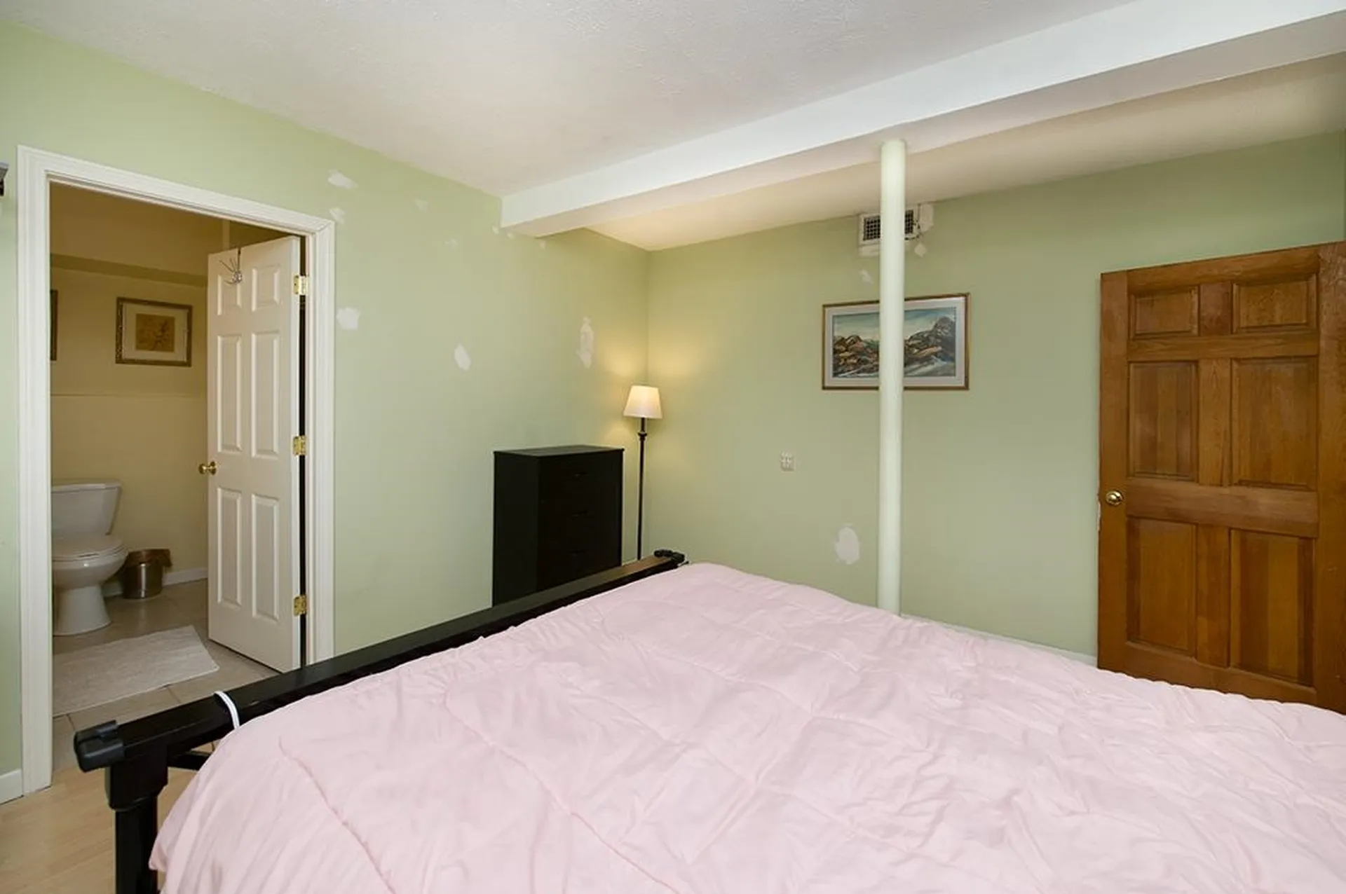 5 Phillipswood Road Sandown NH 03873