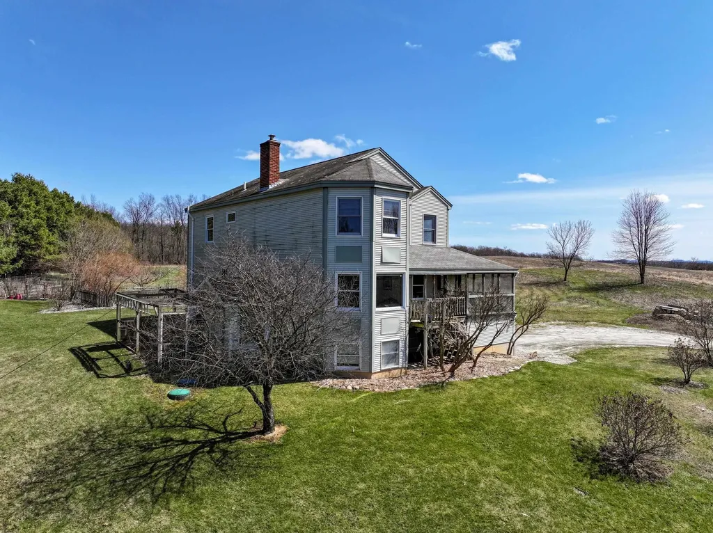 1434 Smith Street Shoreham VT 05770