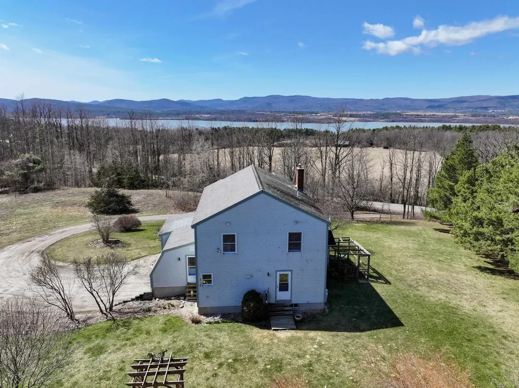 1434 Smith Street Shoreham VT 05770
