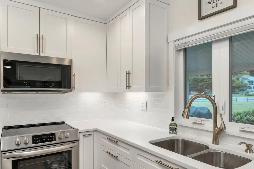 135 Weirs Road Gilford NH 03249