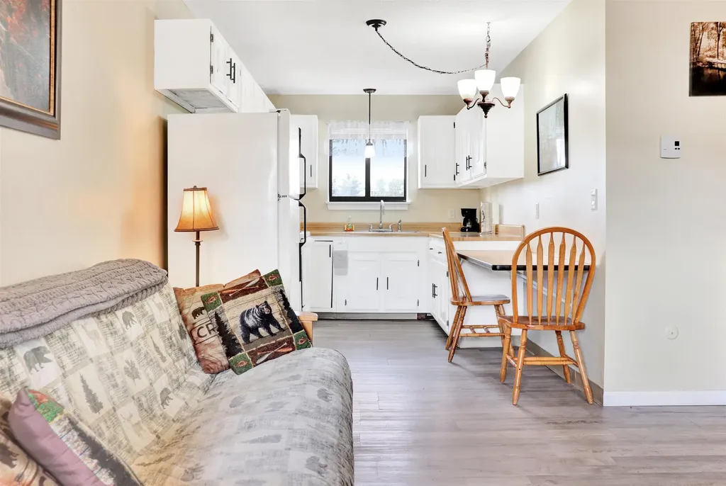 42 Wylie Court Conway NH 03860
