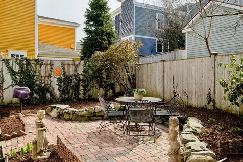 114 Mechanic Street Portsmouth NH 03801