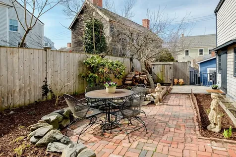 114 Mechanic Street Portsmouth NH 03801