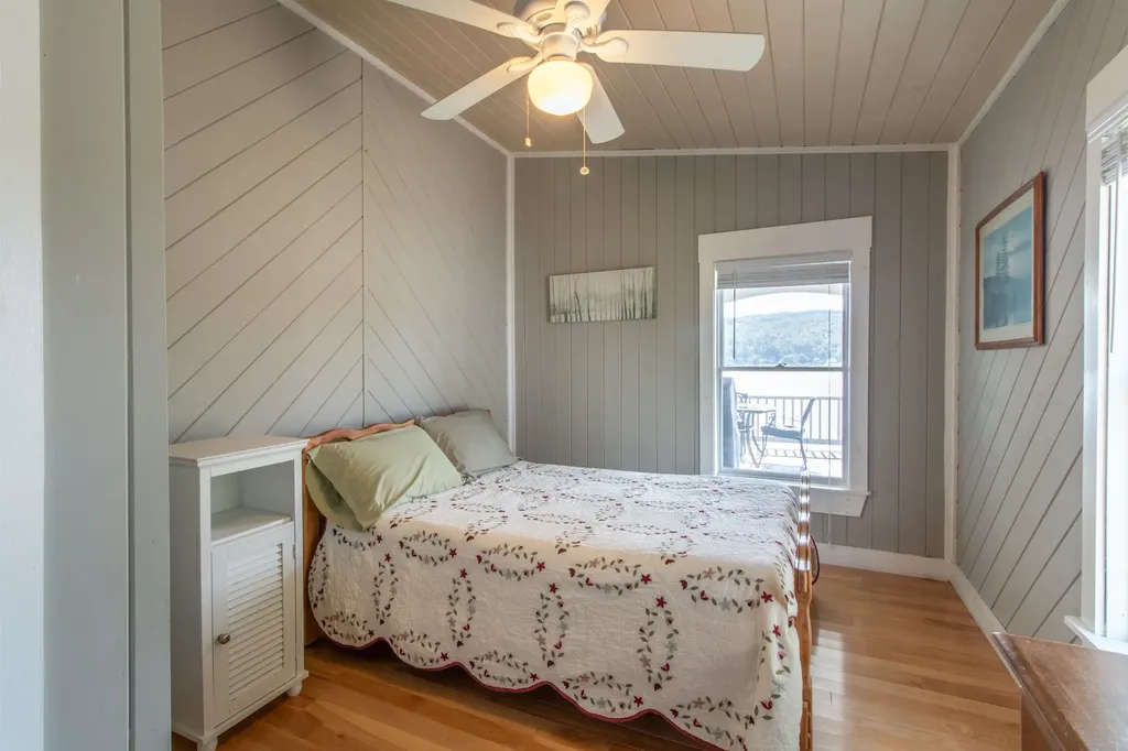 1662 Pageant Park Road Barton VT 05822