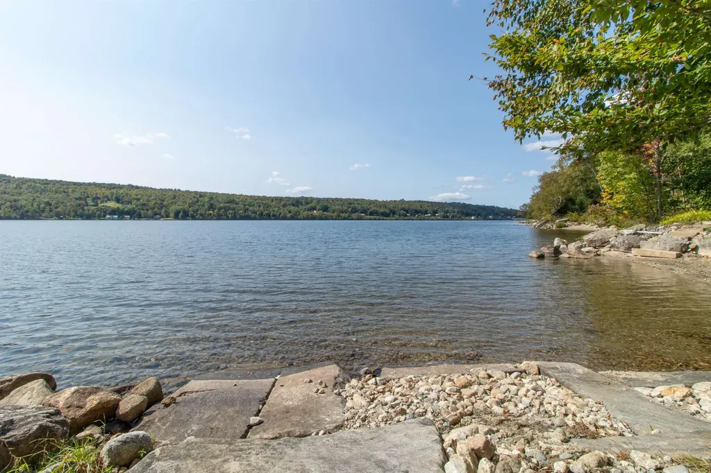 1662 Pageant Park Road Barton VT 05822