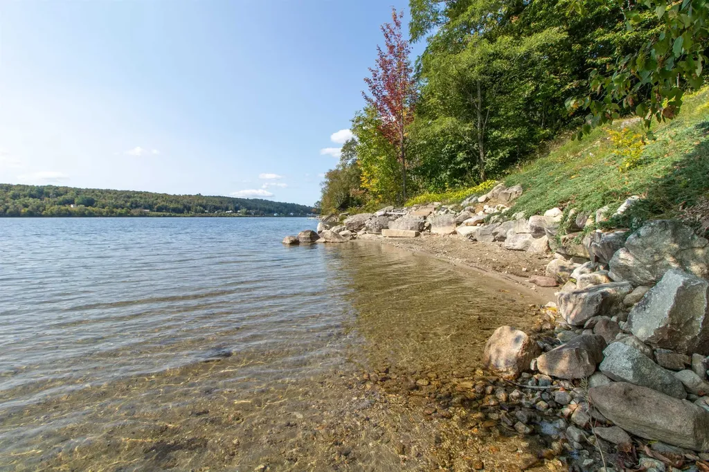 1662 Pageant Park Road Barton VT 05822