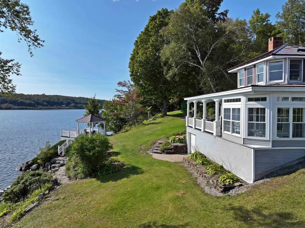 1662 Pageant Park Road Barton VT 05822