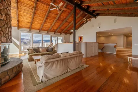 376 Windward Hill Dorset VT 05251