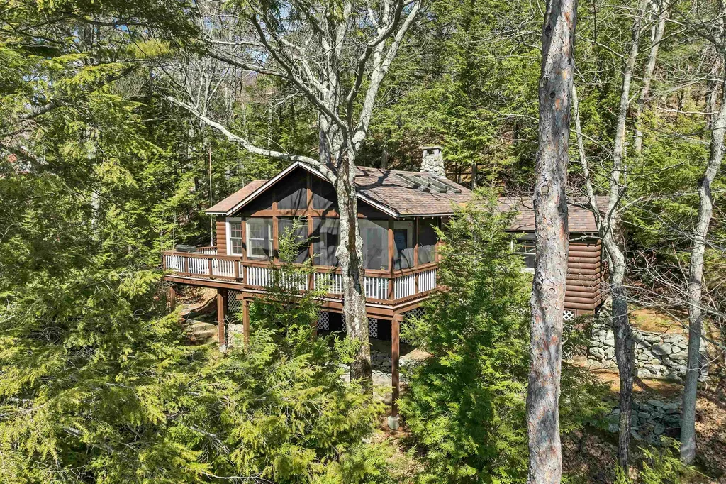 10 Treetop Lane Alton NH 03810