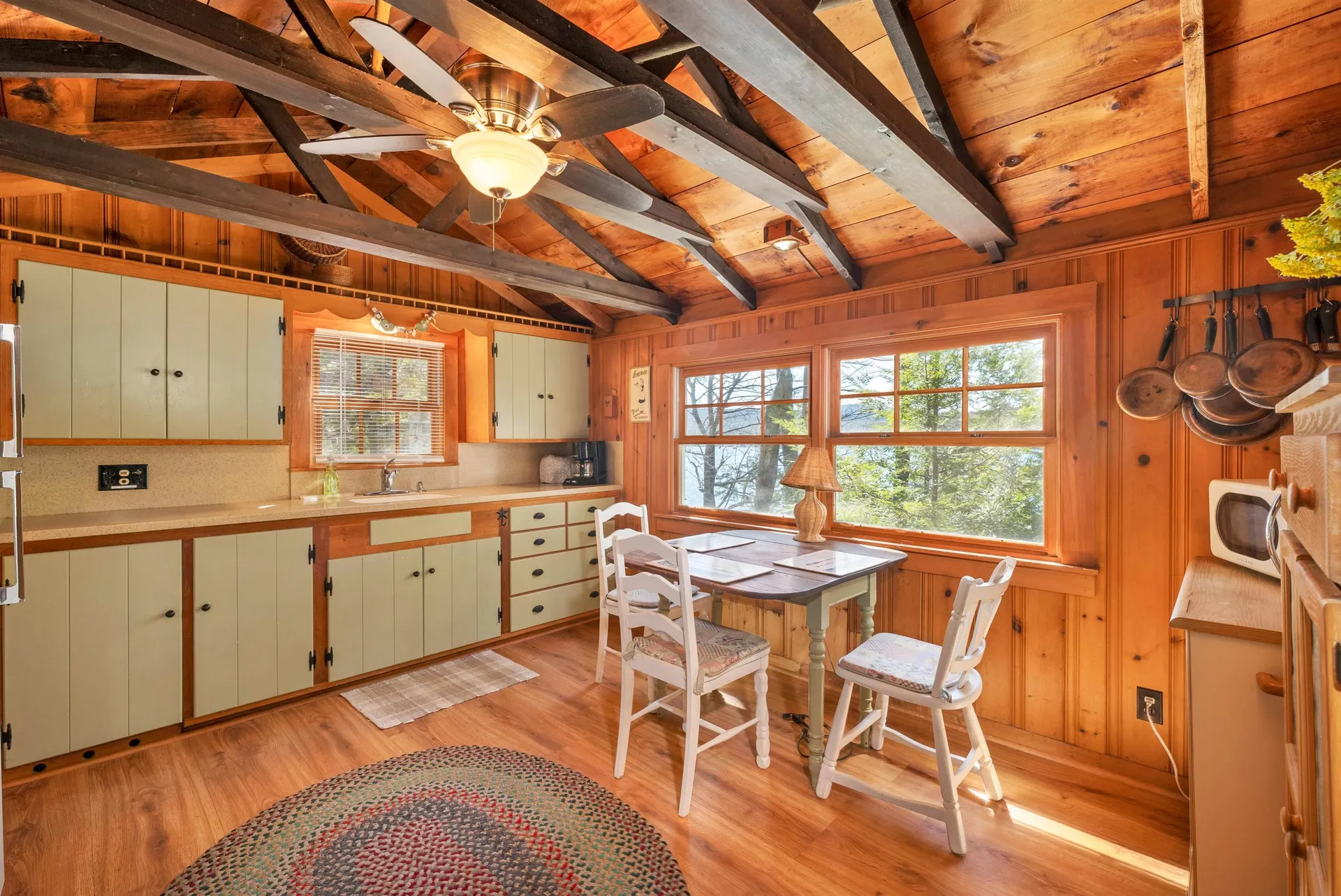 10 Treetop Lane Alton NH 03810