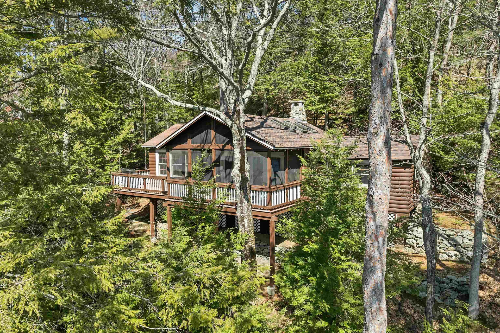 10 Treetop Lane Alton NH 03810