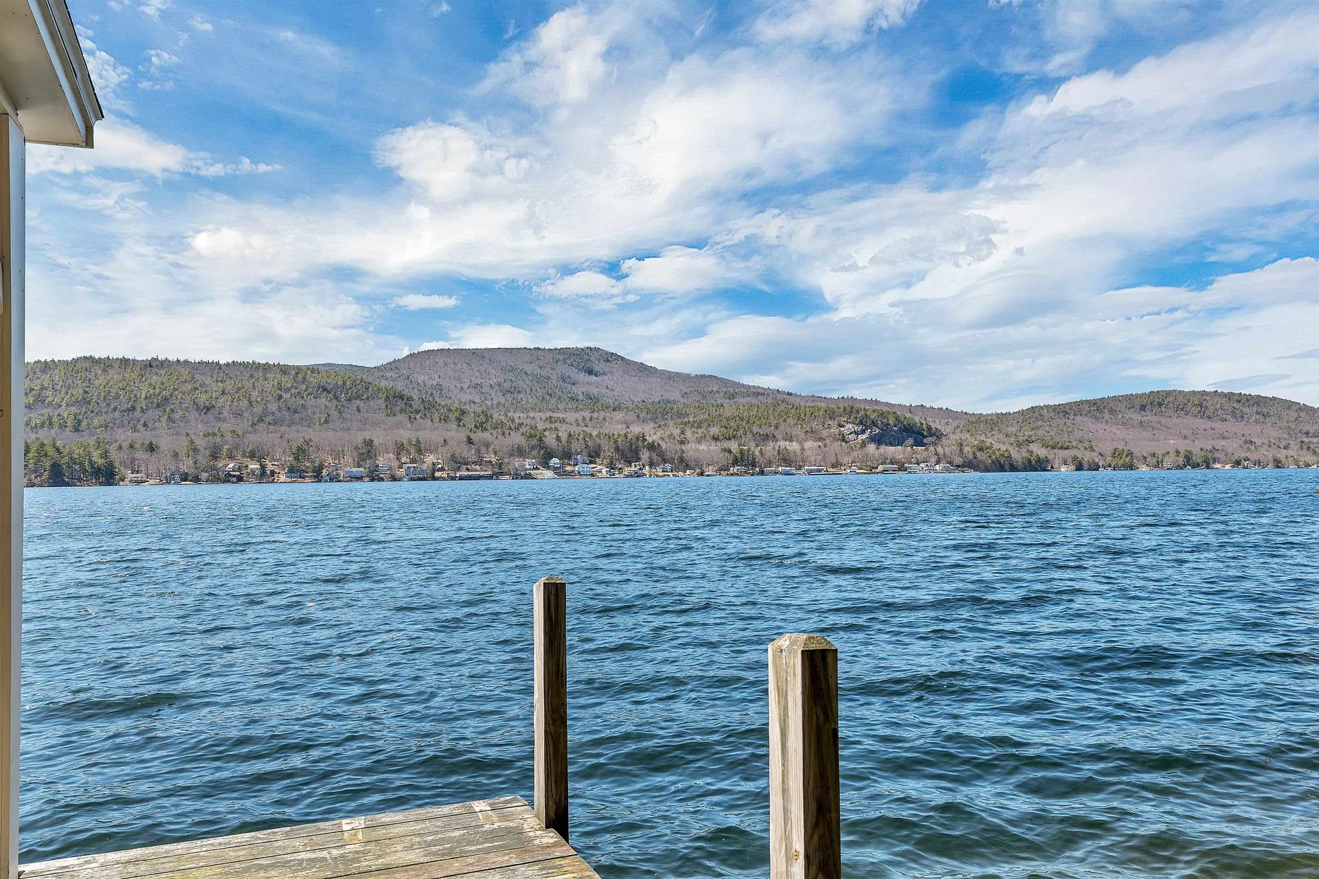 10 Treetop Lane Alton NH 03810