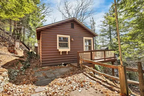 10 Treetop Lane Alton NH 03810